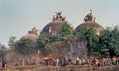 বাবৰি মছজিদৰ সমষ্টিগত ইতিহাস